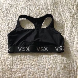 Nwot Victoria’s Secret sports Bra large